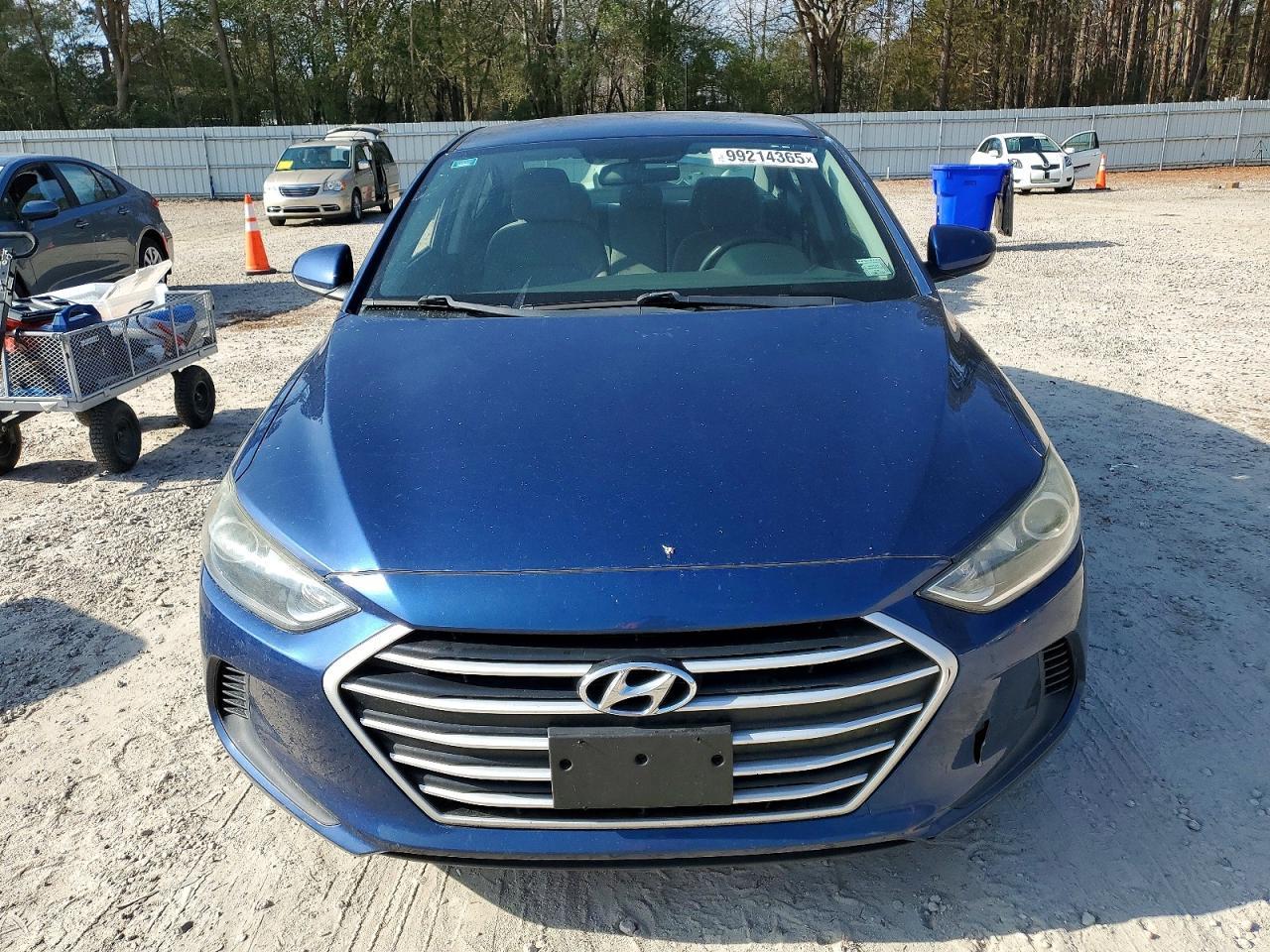 2017 Hyundai Elantra Se - Image 5