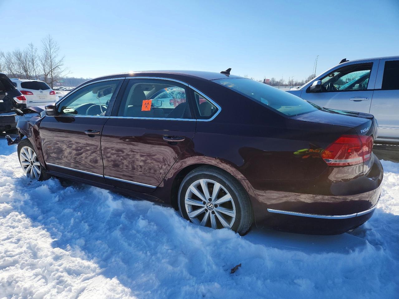 2013 Volkswagen Passat Sel - Image 2