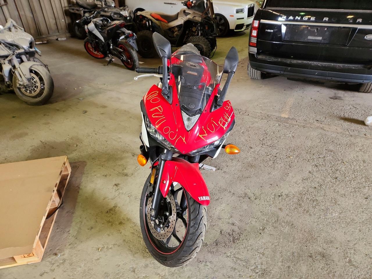 2015 Yamaha Yzfr3 - Image 2