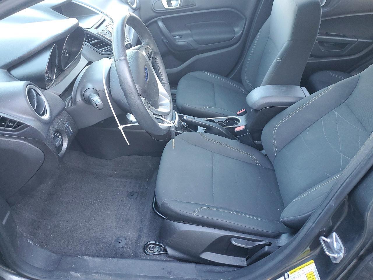 2016 Ford Fiesta Se - Image 7