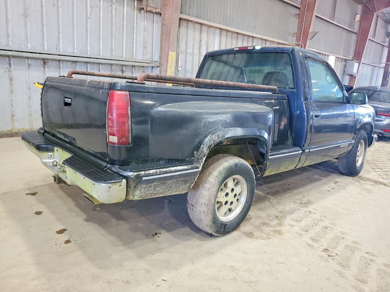 1995 GMC Sierra 150 - Image 3