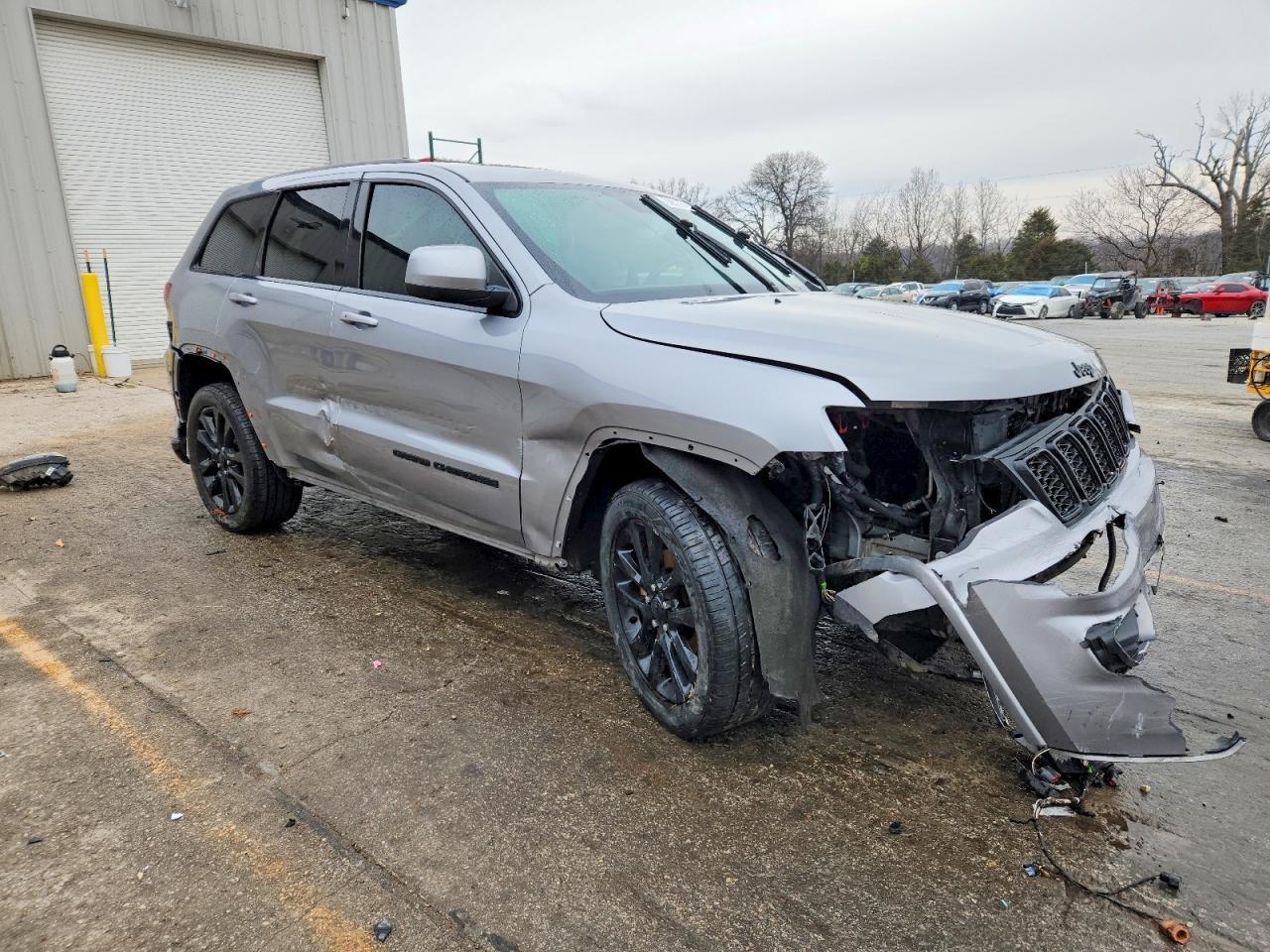 2019 Jeep Grand Cherokee Laredo - Фото 4