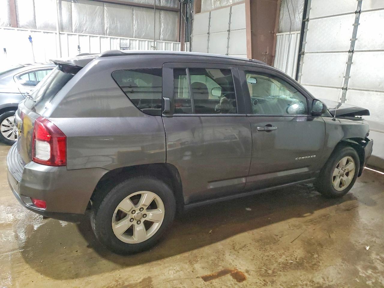 2015 Jeep Compass Sport - Image 3