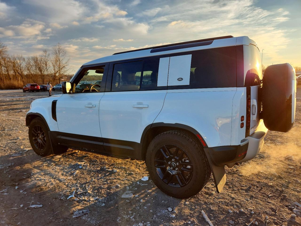 2024 Land Rover Defender 110 S - Image 2