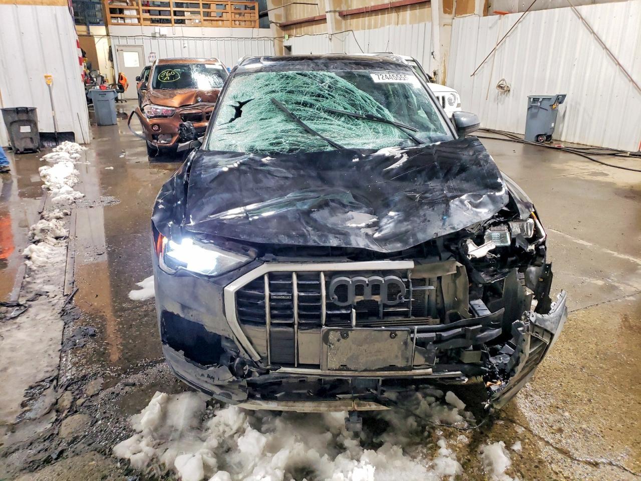 2020 Audi Q3 Premium - Фото 5