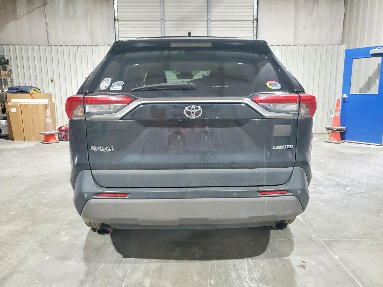 2020 Toyota Rav4 Limited - Фото 6