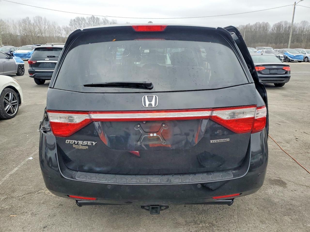 2013 Honda Odyssey Touring - Фото 6