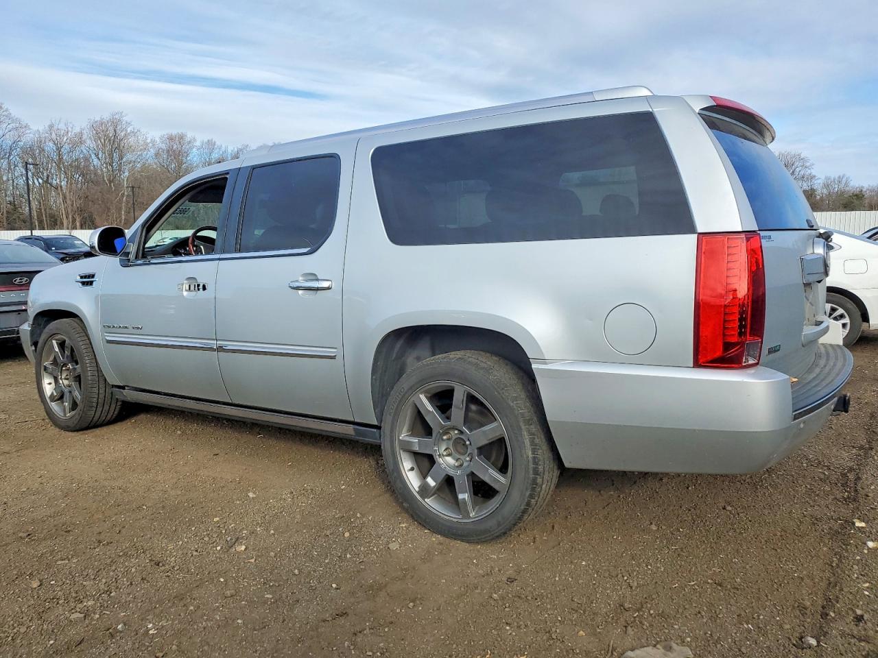 2012 Cadillac Escalade Esv Luxury - Фото 2