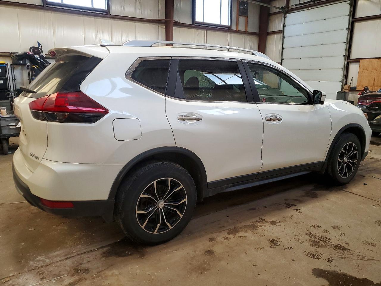 2018 Nissan Rogue S - Фото 3