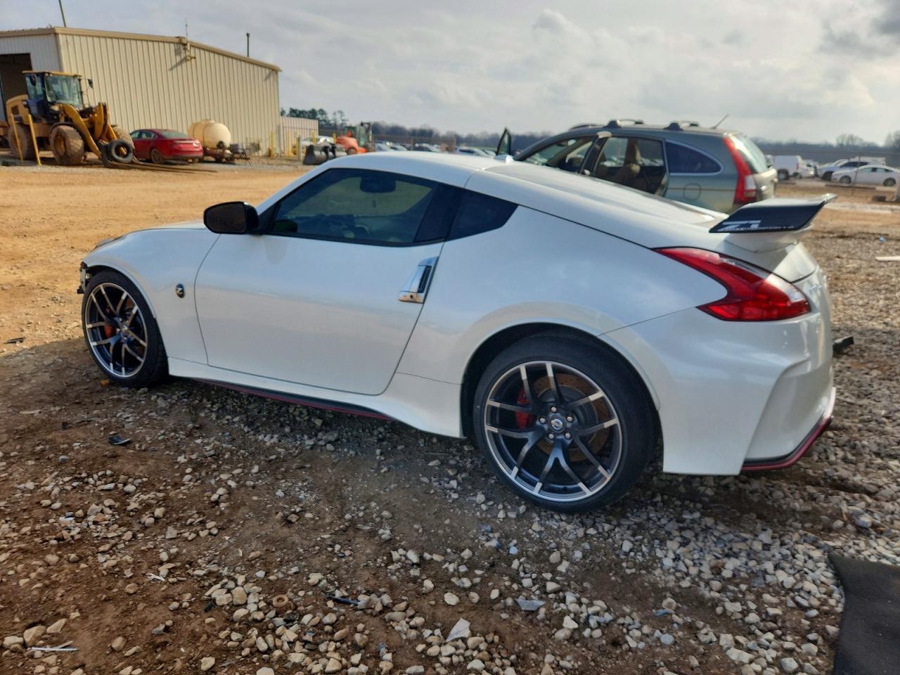 2016 Nissan 370Z Base - Фото 2