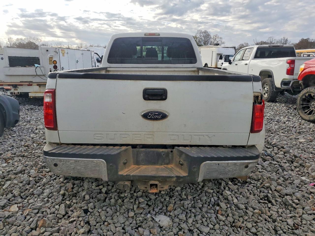 2011 Ford F350 Super Duty - Image 6