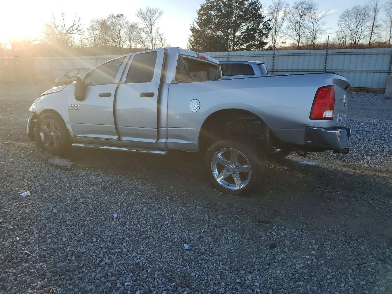 2017 Ram 1500 St - Фото 2