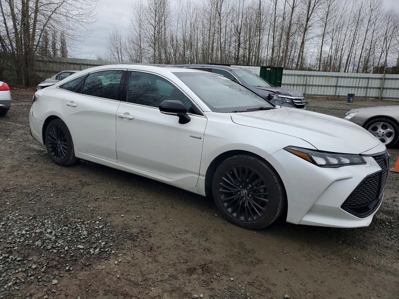 2020 Toyota Avalon Xse - Image 4