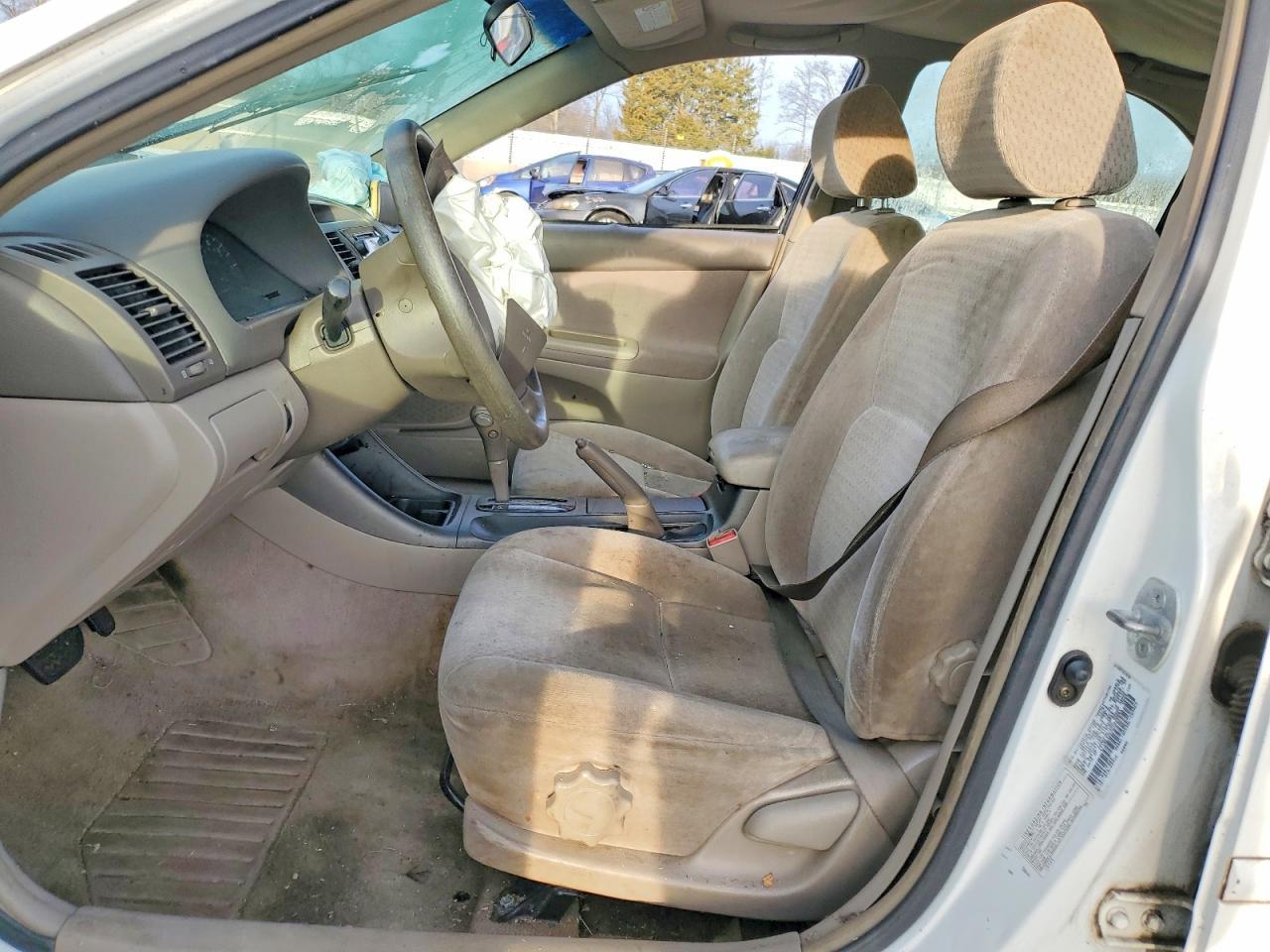 2002 Toyota Camry Le - Фото 7