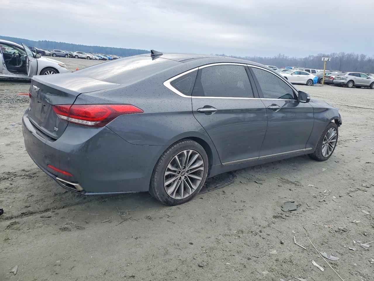 2017 Genesis G80 Base - Фото 3