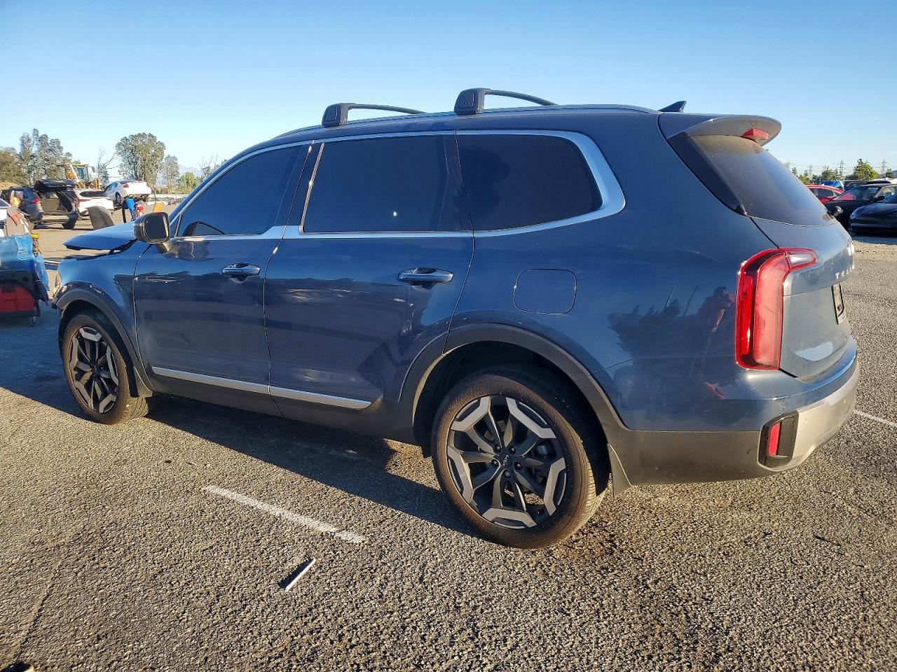 2025 Kia Telluride S - Фото 2