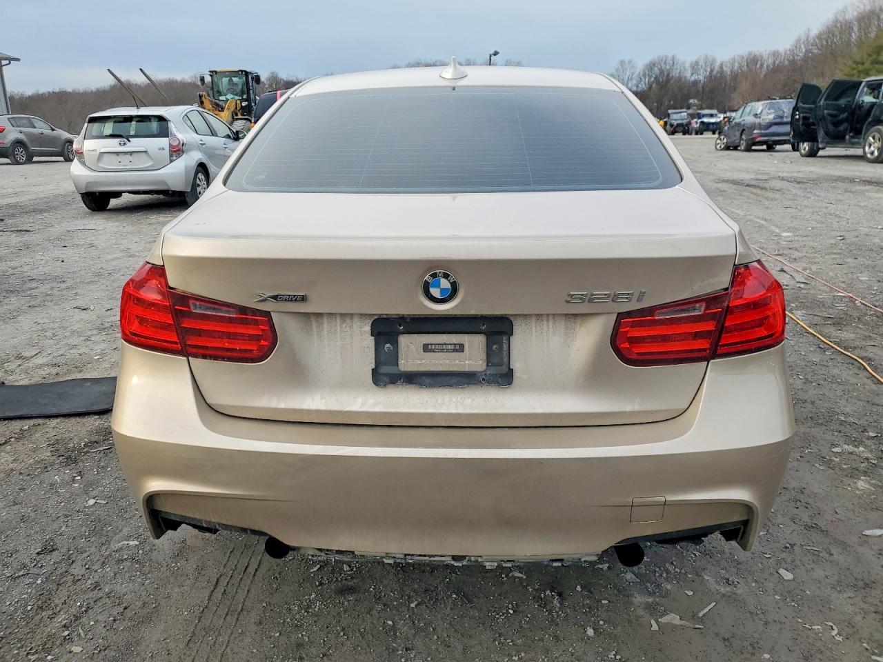 2013 BMW 328 Xi Sulev - Image 6