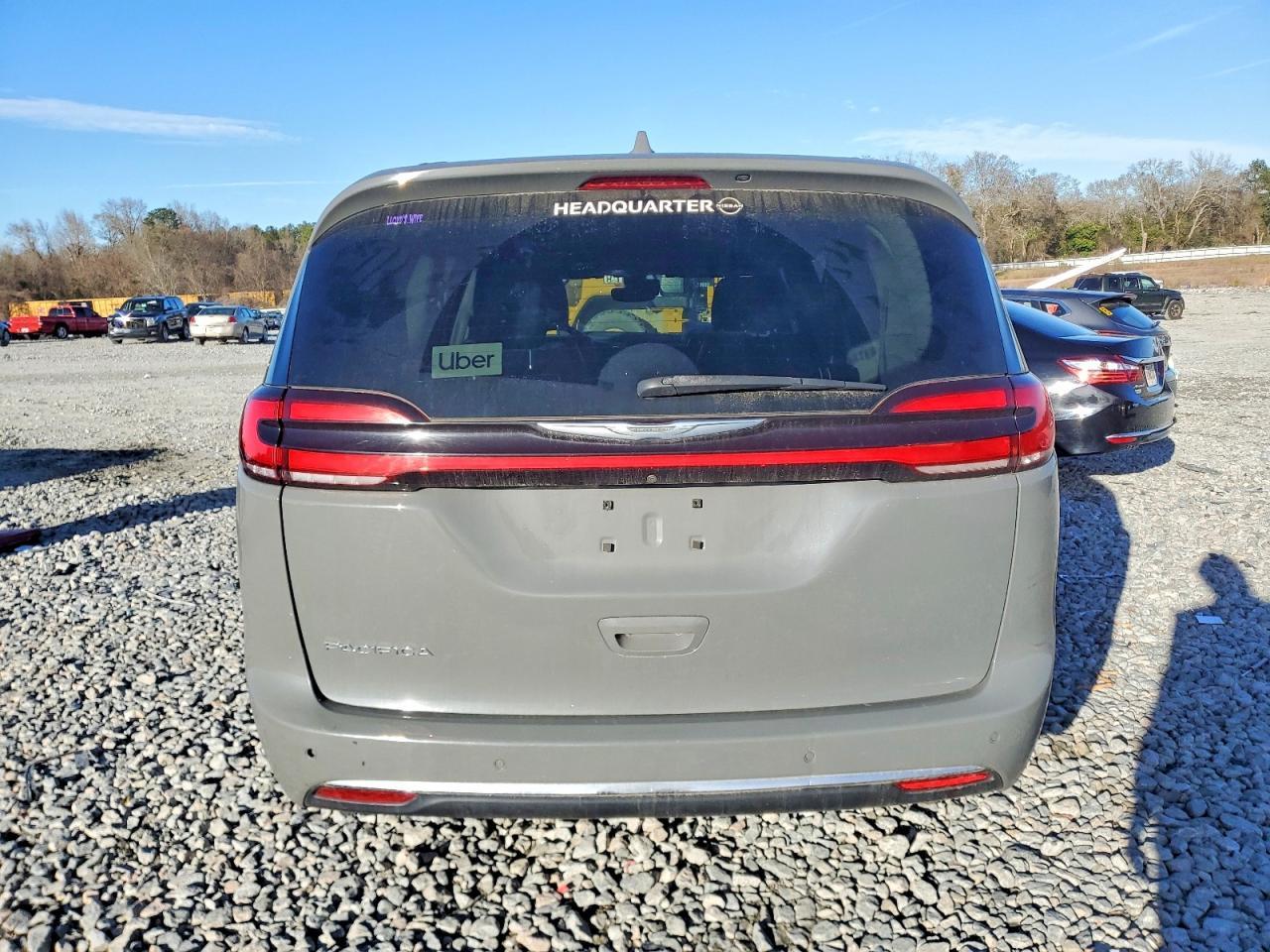 2022 Chrysler Pacifica Touring L - Фото 6