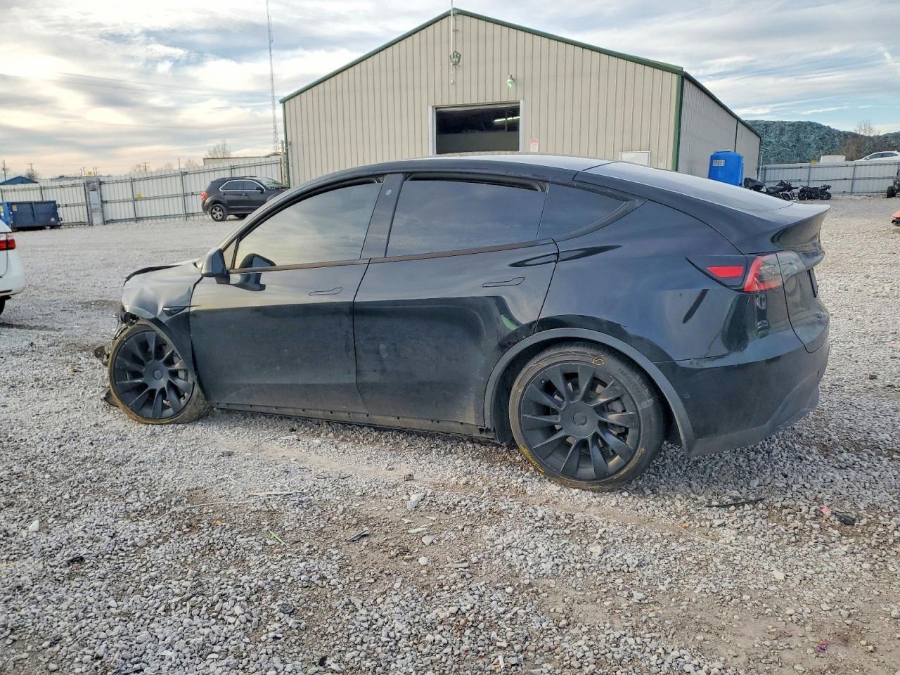 2020 Tesla Model Y - Image 2