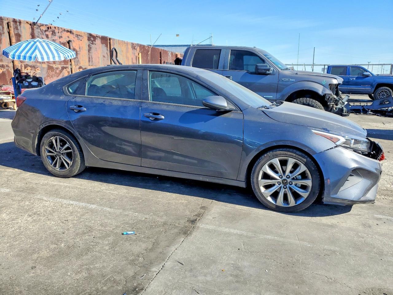 2023 Kia Forte Lxs - Фото 4