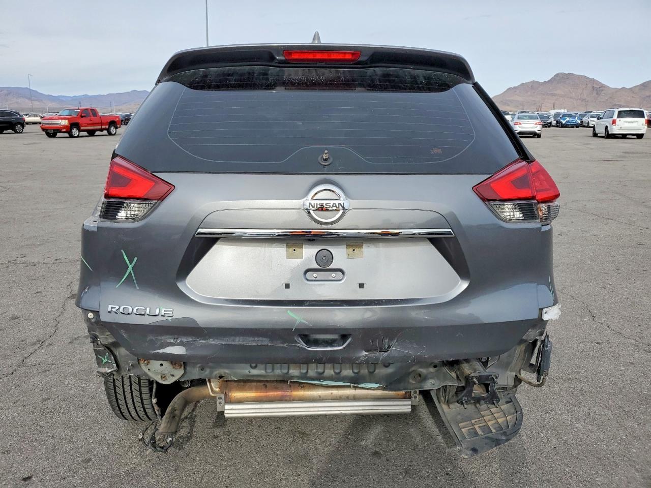 2017 Nissan Rogue S - Image 6