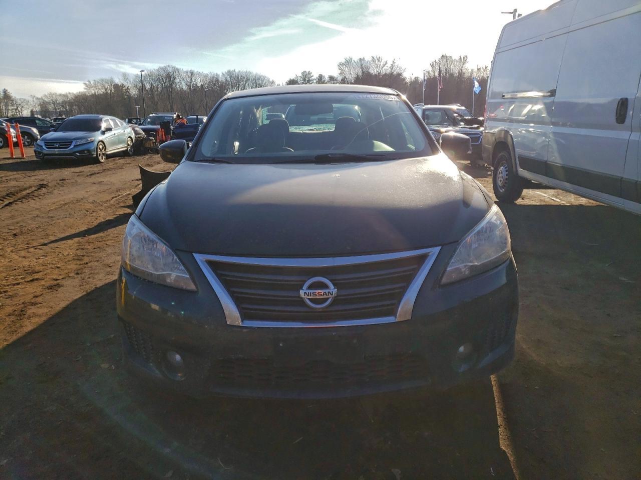 2014 Nissan Sentra S - Image 5