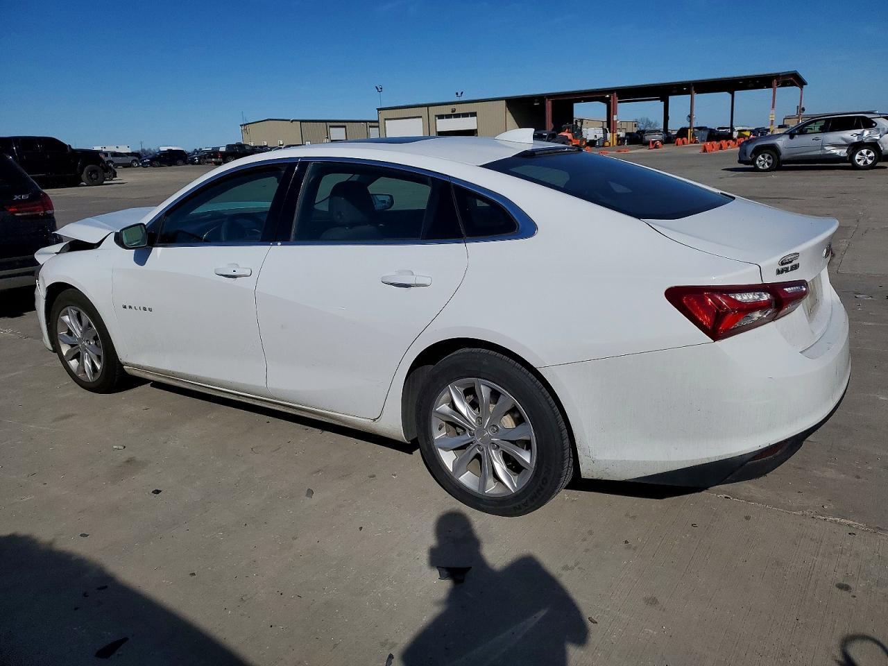 2021 Chevrolet Malibu Lt - Фото 2
