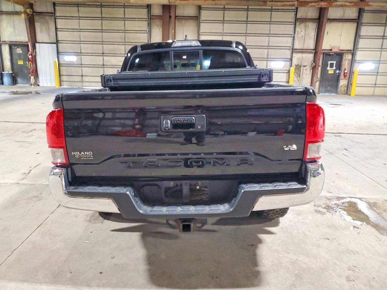 2016 Toyota Tacoma Double Cab - Image 6