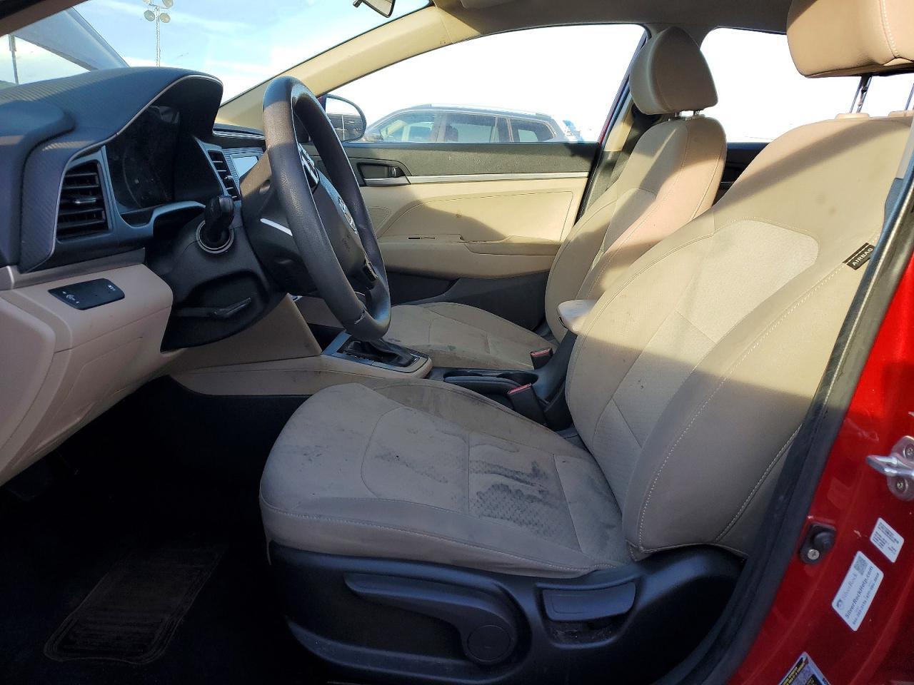 2019 Hyundai Elantra Se - Image 7