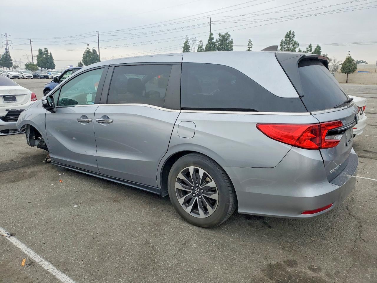 2023 Honda Odyssey Exl - Фото 2