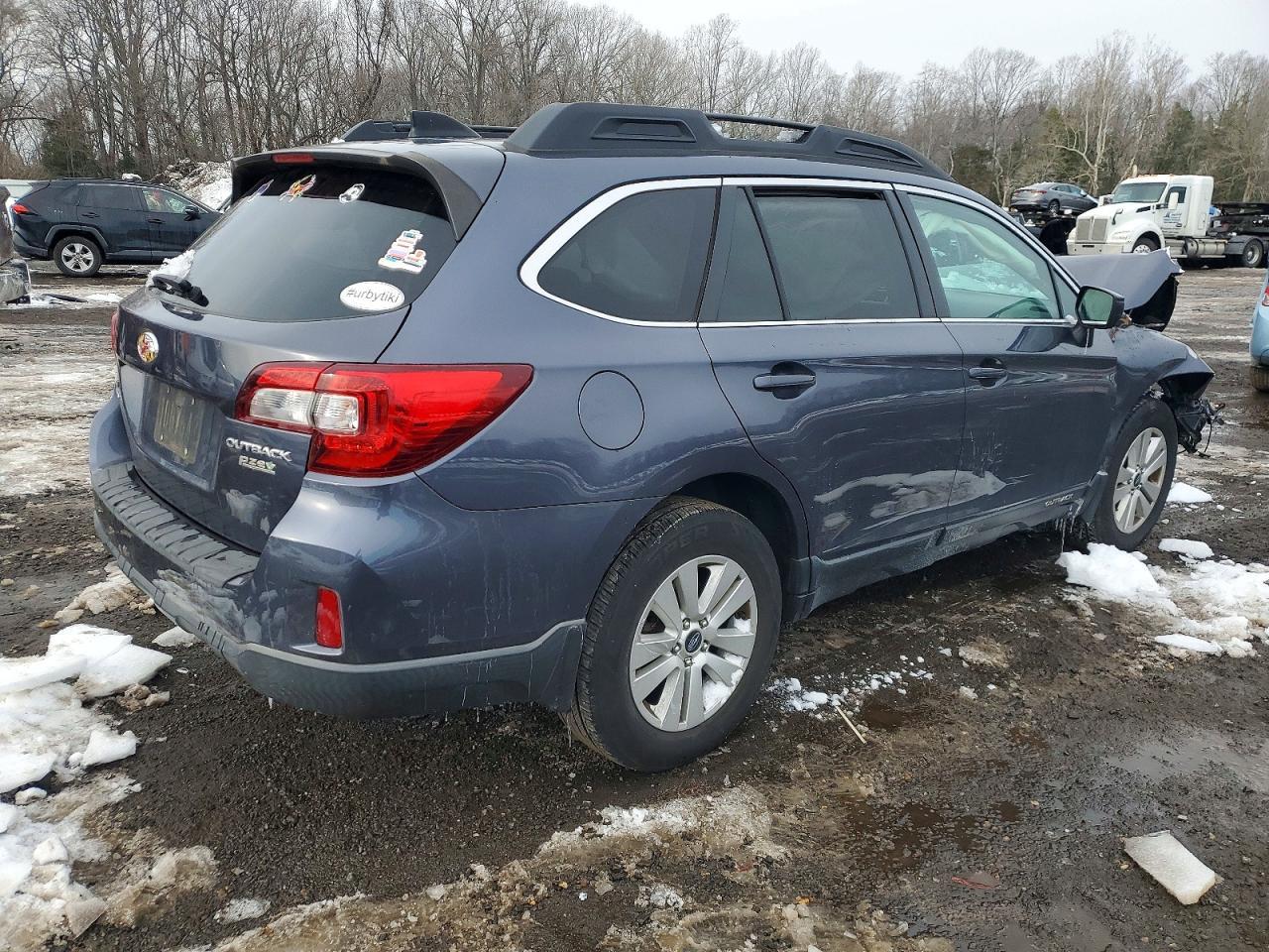 2016 Subaru Outback 2.5I Premium - Фото 3