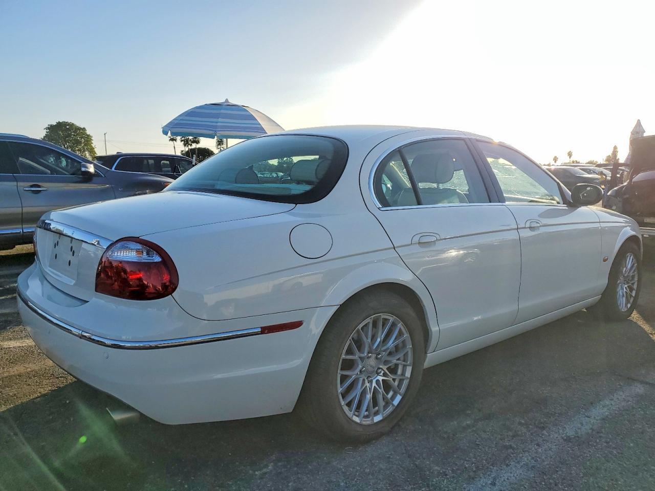 2007 Jaguar S-Type - Image 3