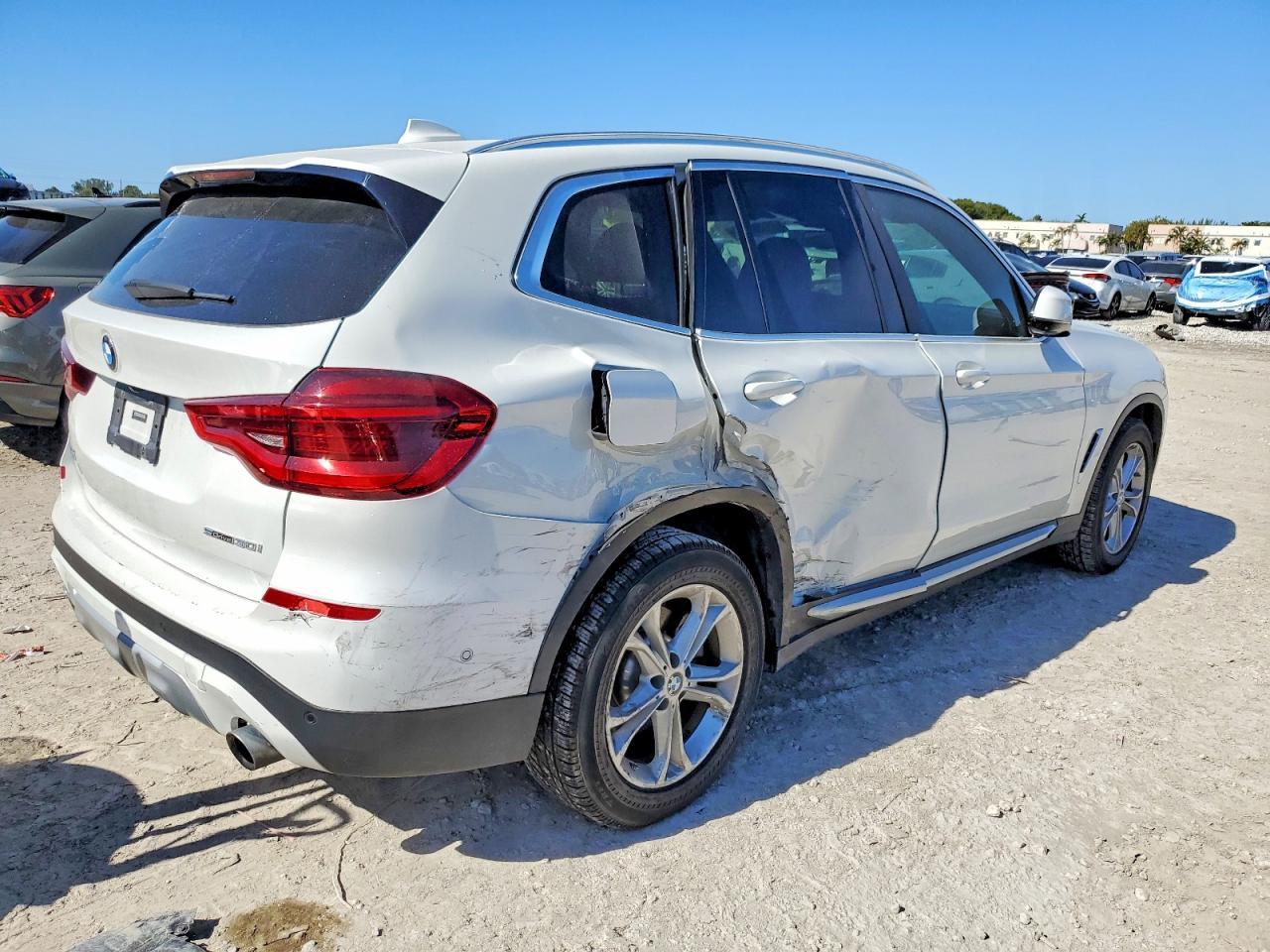 2020 BMW X3 Sdrive30I - Фото 3