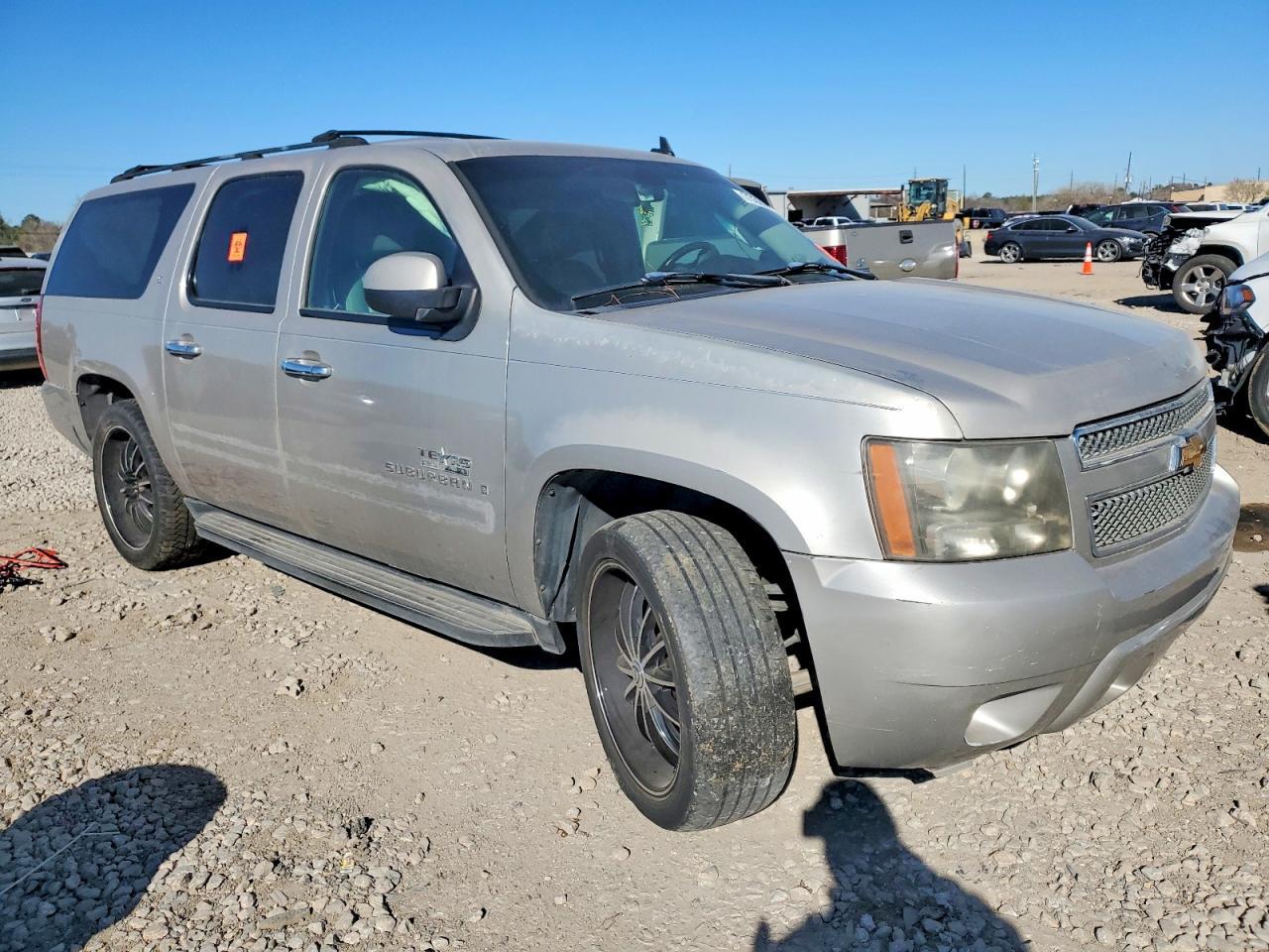 2007 Chevrolet Suburban C1500 - Фото 4