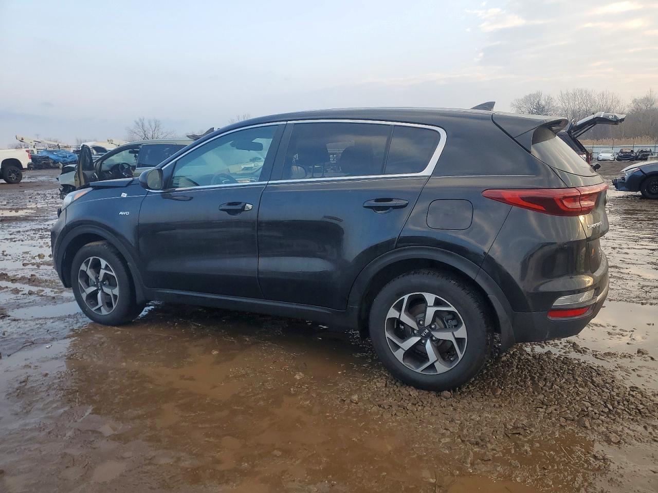 2020 Kia Sportage Lx - Фото 2