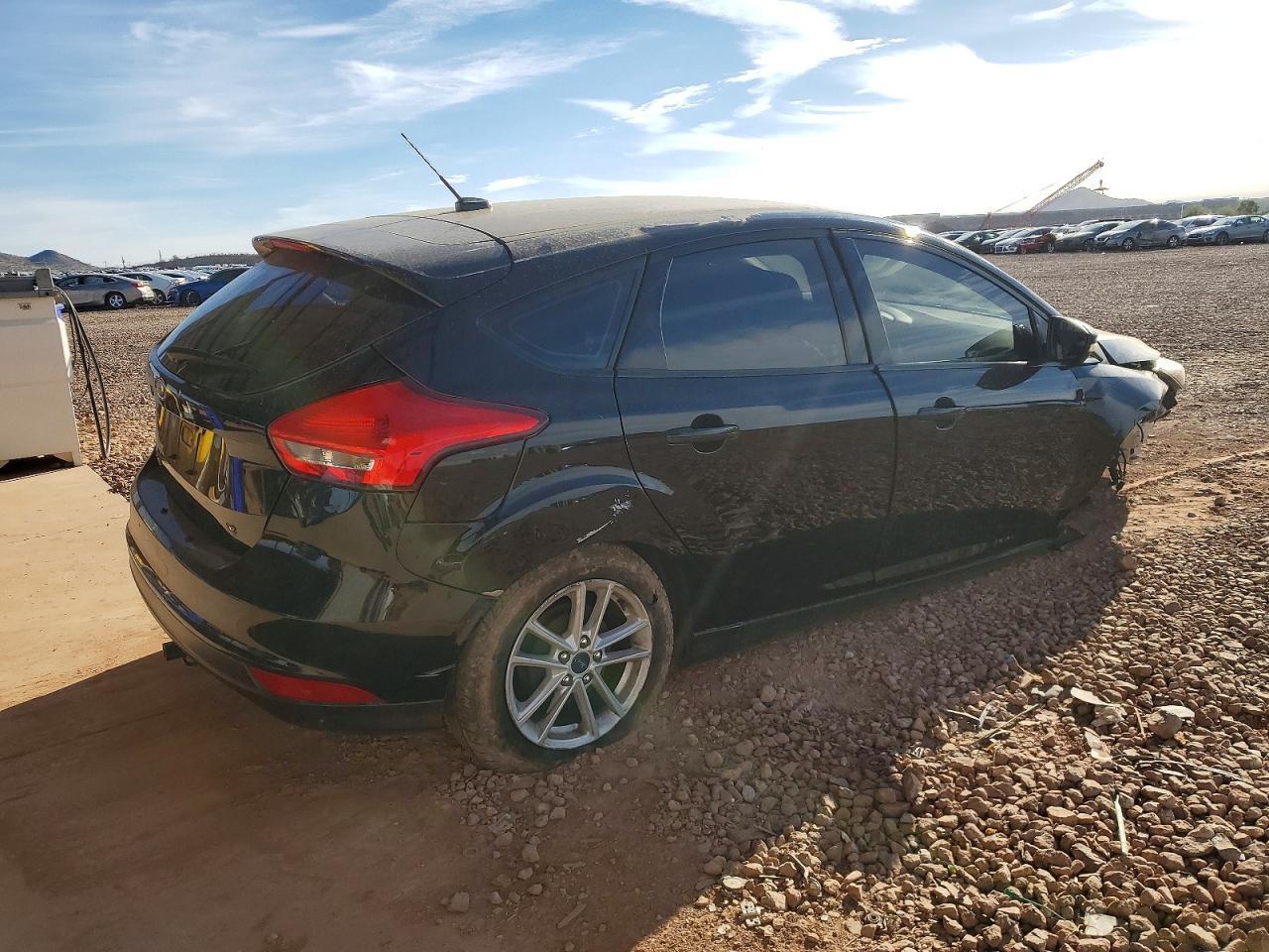 2017 Ford Focus Se - Фото 3