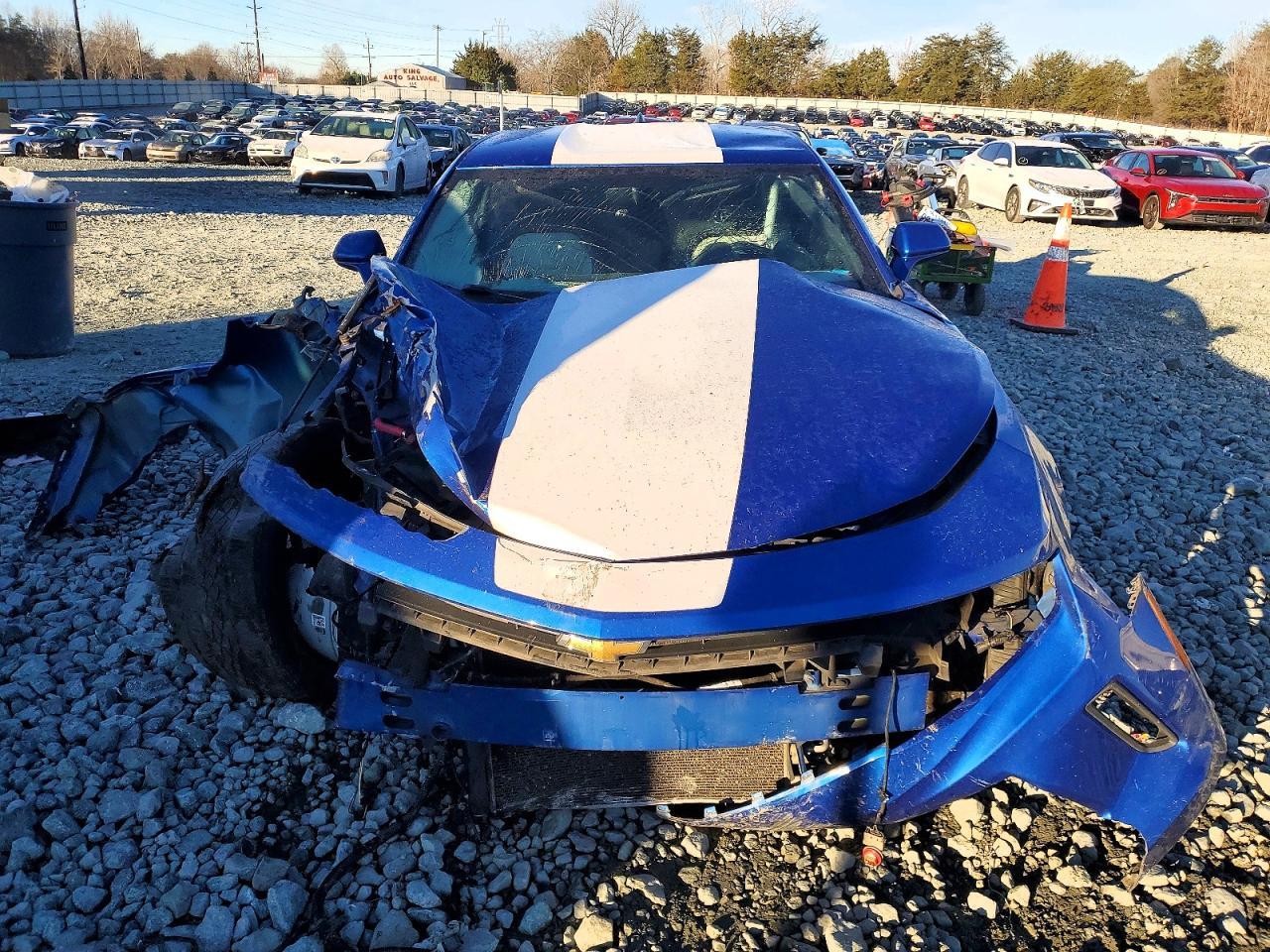 2017 Chevrolet Camaro Lt - Image 5
