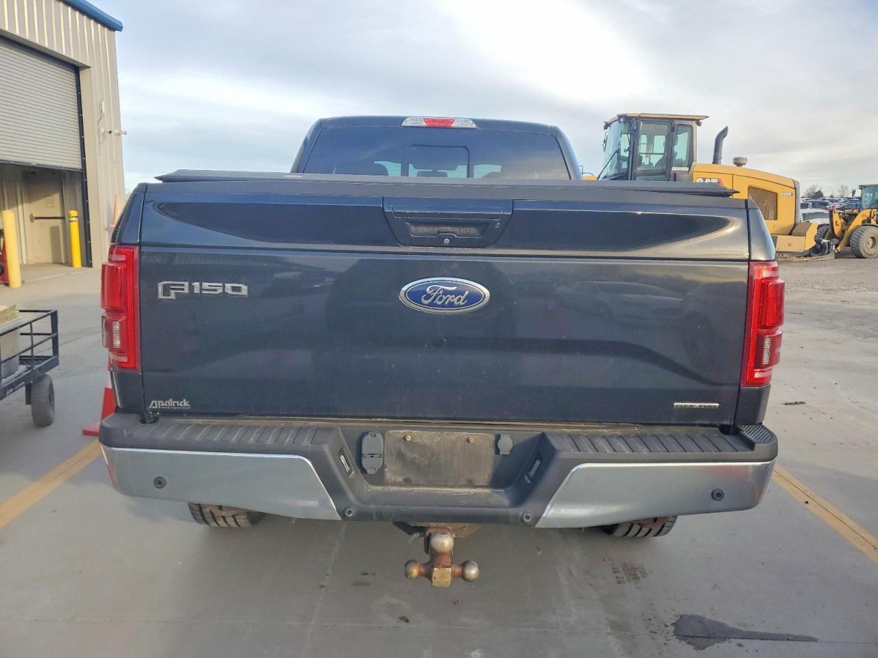 2015 Ford F150 Super Cab - Фото 6