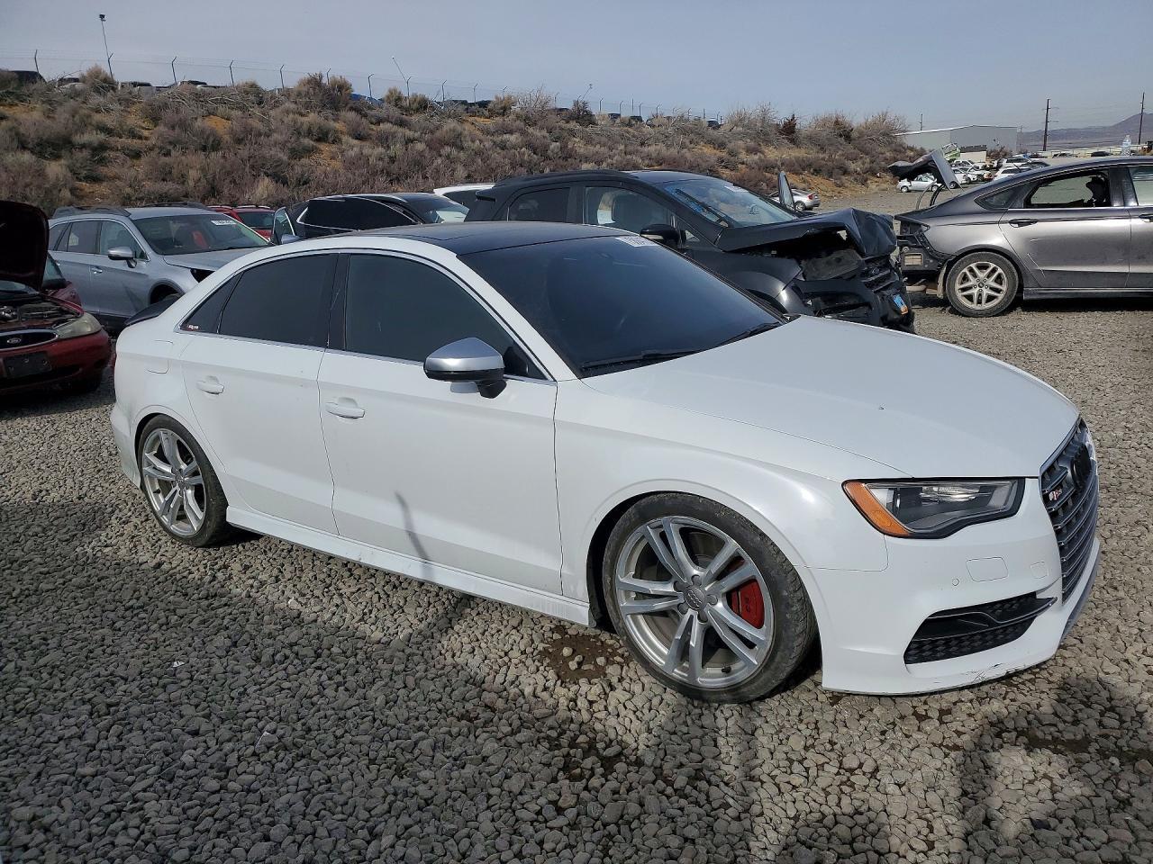 2016 Audi S3 Premium Plus - Фото 4