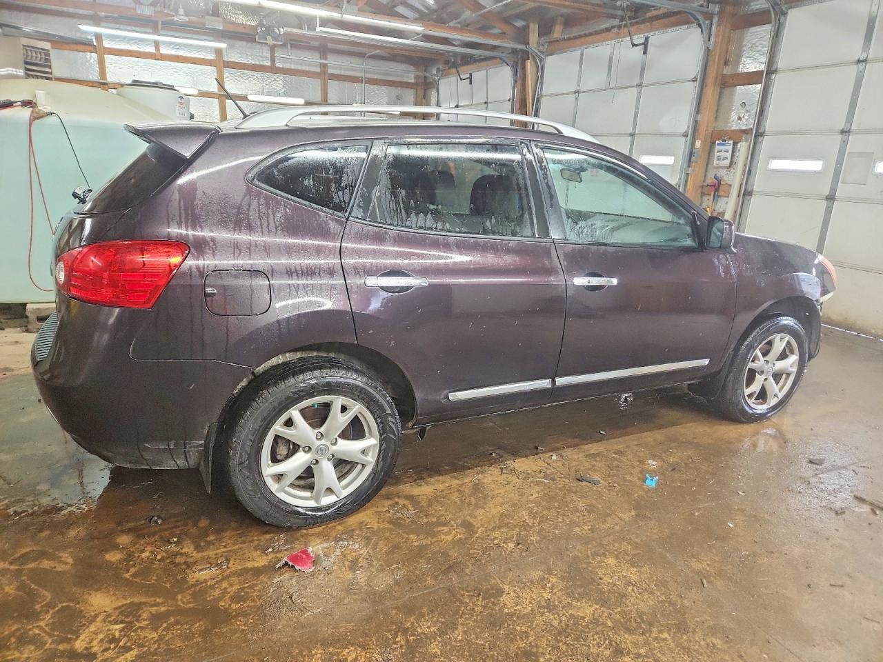2011 Nissan Rogue S - Фото 3