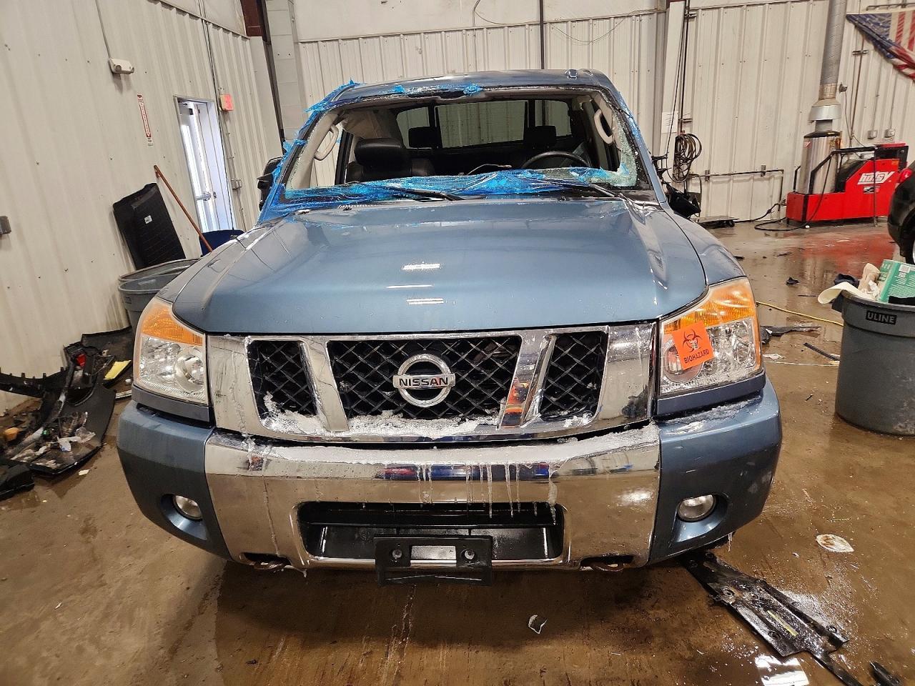 2010 Nissan Titan Xe - Фото 5