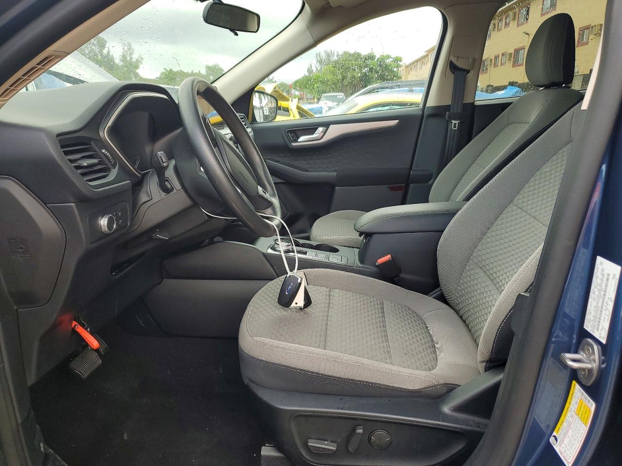 2020 Ford Escape Se - Фото 7