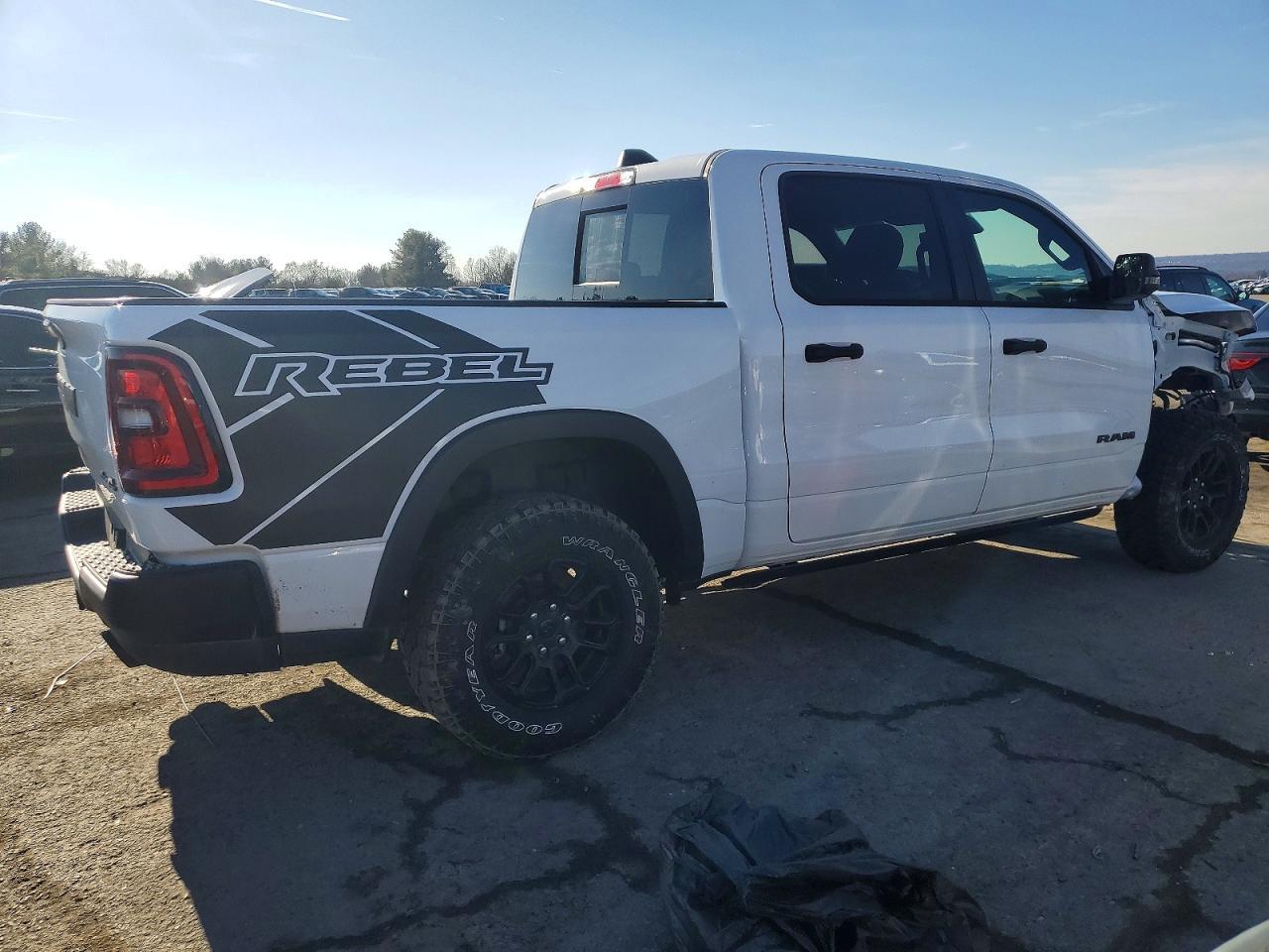 2025 Ram 1500 Rebel - Фото 3