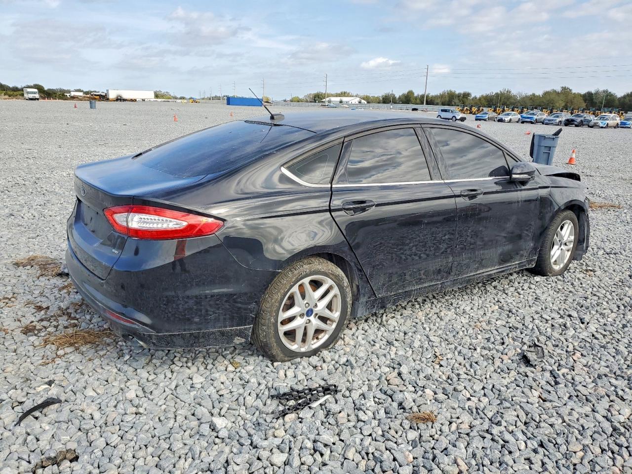 2014 Ford Fusion Se - Фото 3