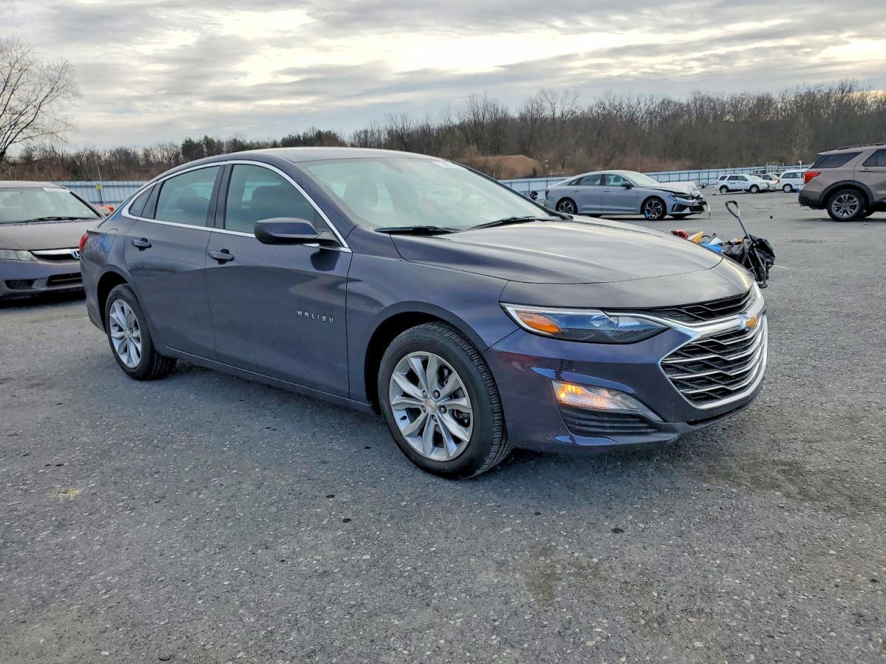 2025 Chevrolet Malibu Lt - Фото 4