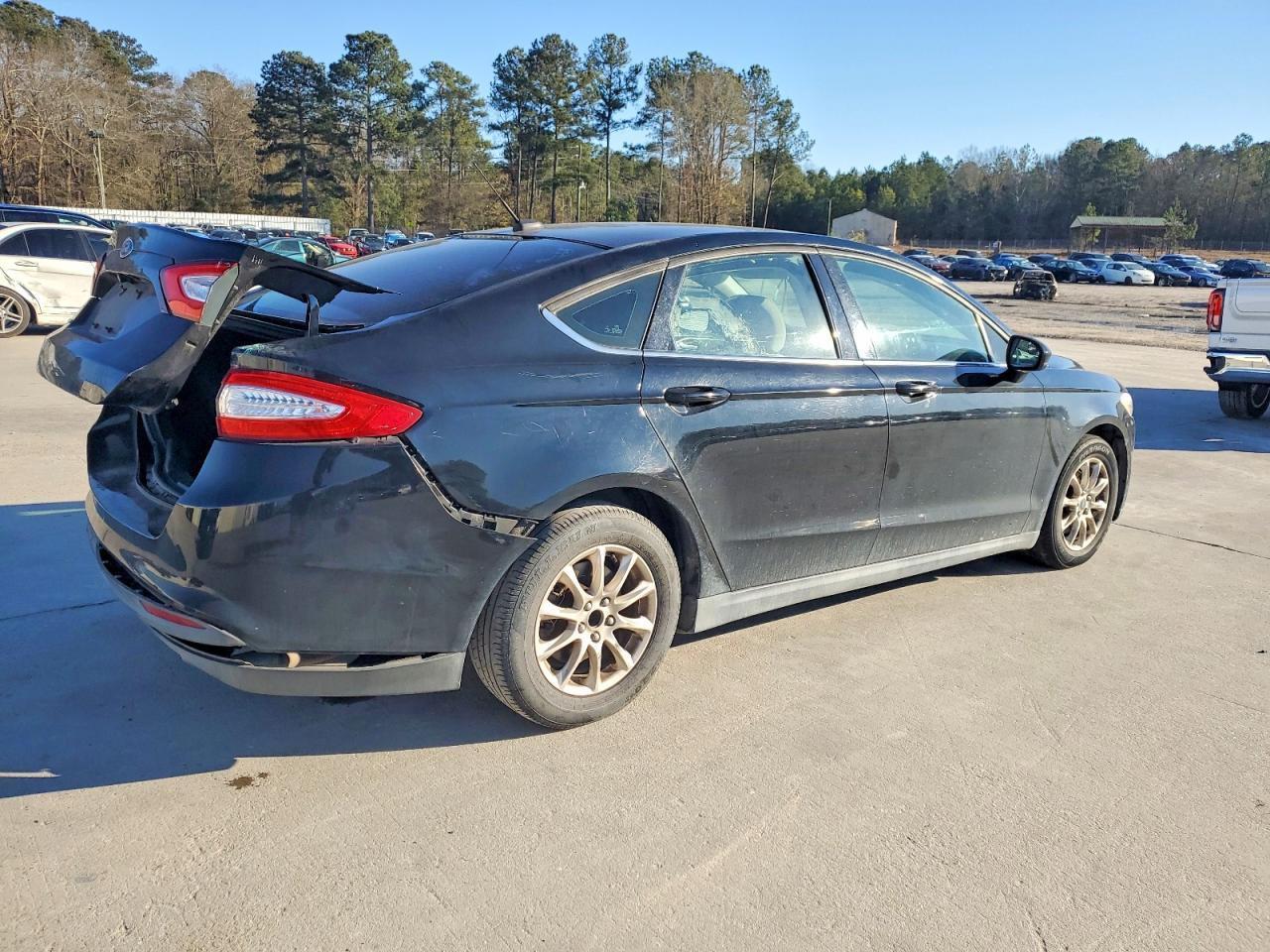 2016 Ford Fusion S - Фото 3