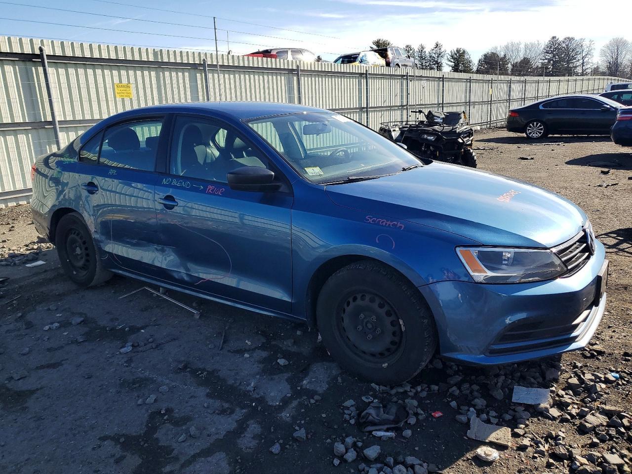 2015 Volkswagen Jetta Base - Image 4