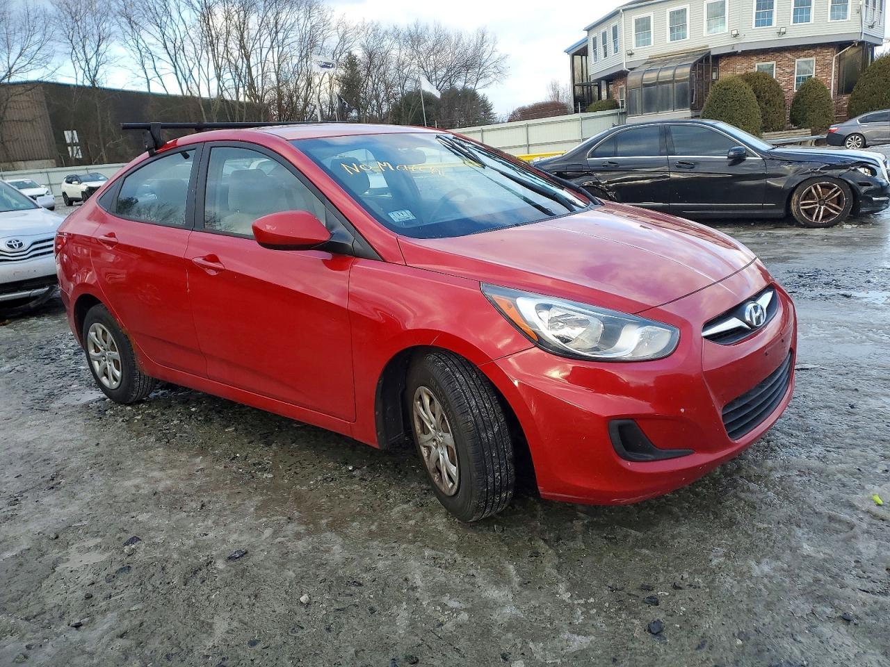 2013 Hyundai Accent Gls - Фото 4