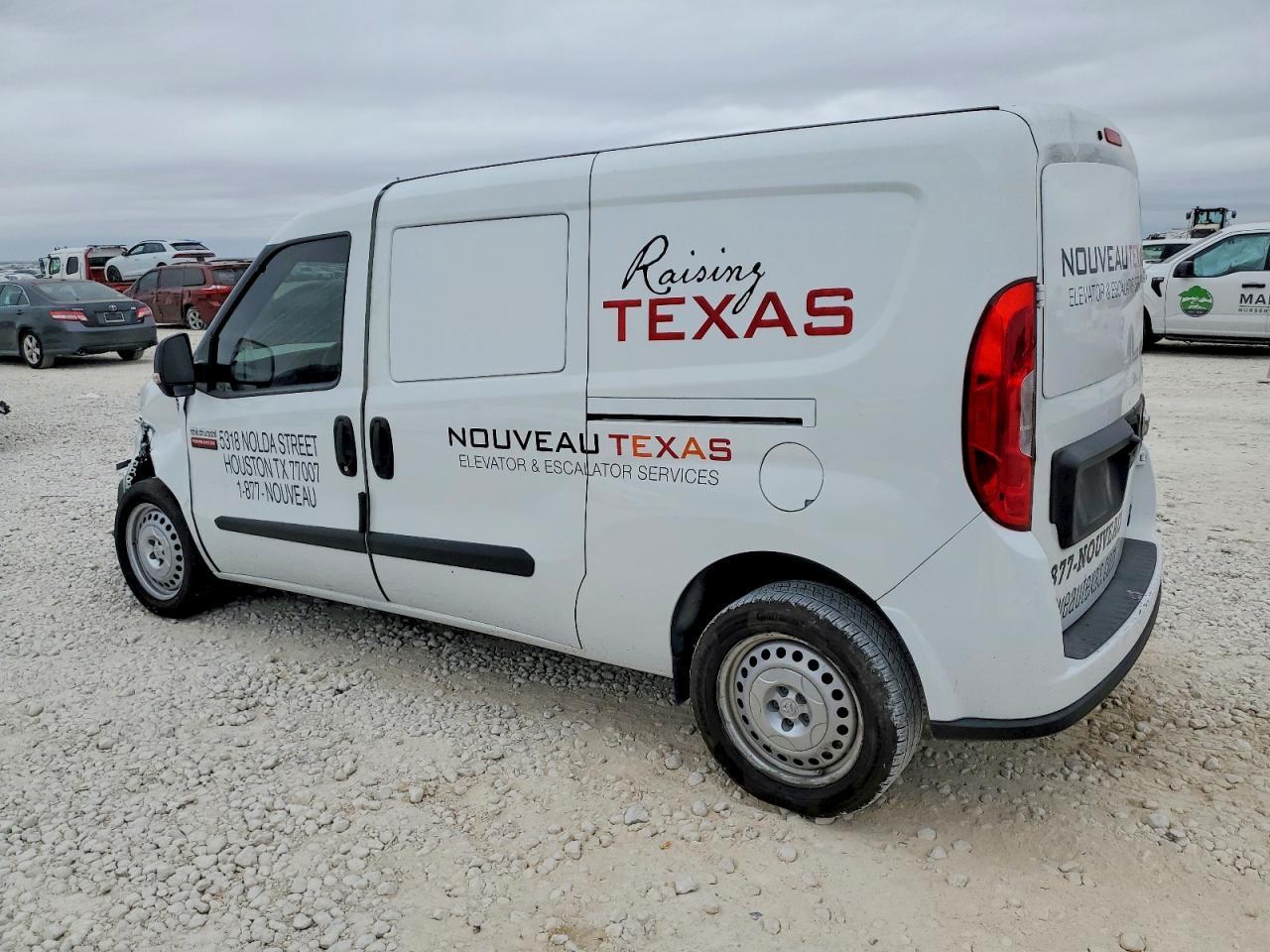 2022 Ram Promaster City Tradesman Delivery Van - Image 2