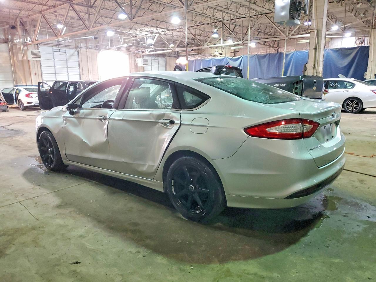 2014 Ford Fusion Se - Image 2